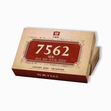 2201 大益 7562熟茶砖茶