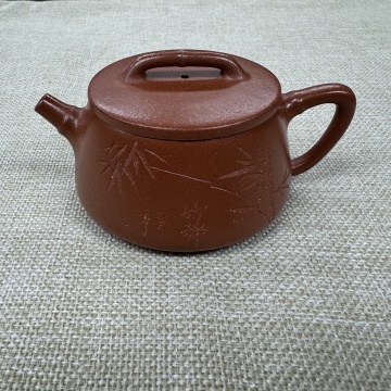 作品名称：竹节石瓢  泥料：原矿降坡泥 容量：150cc 作者：高庆